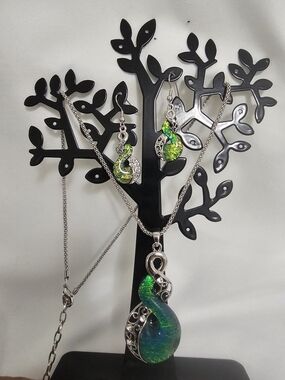 Silver Green Iridescent Teardrop Necklace & Earring Set